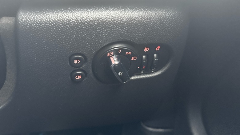 MINI Hatchback 1.5 Cooper II 3dr Petrol Hatchback